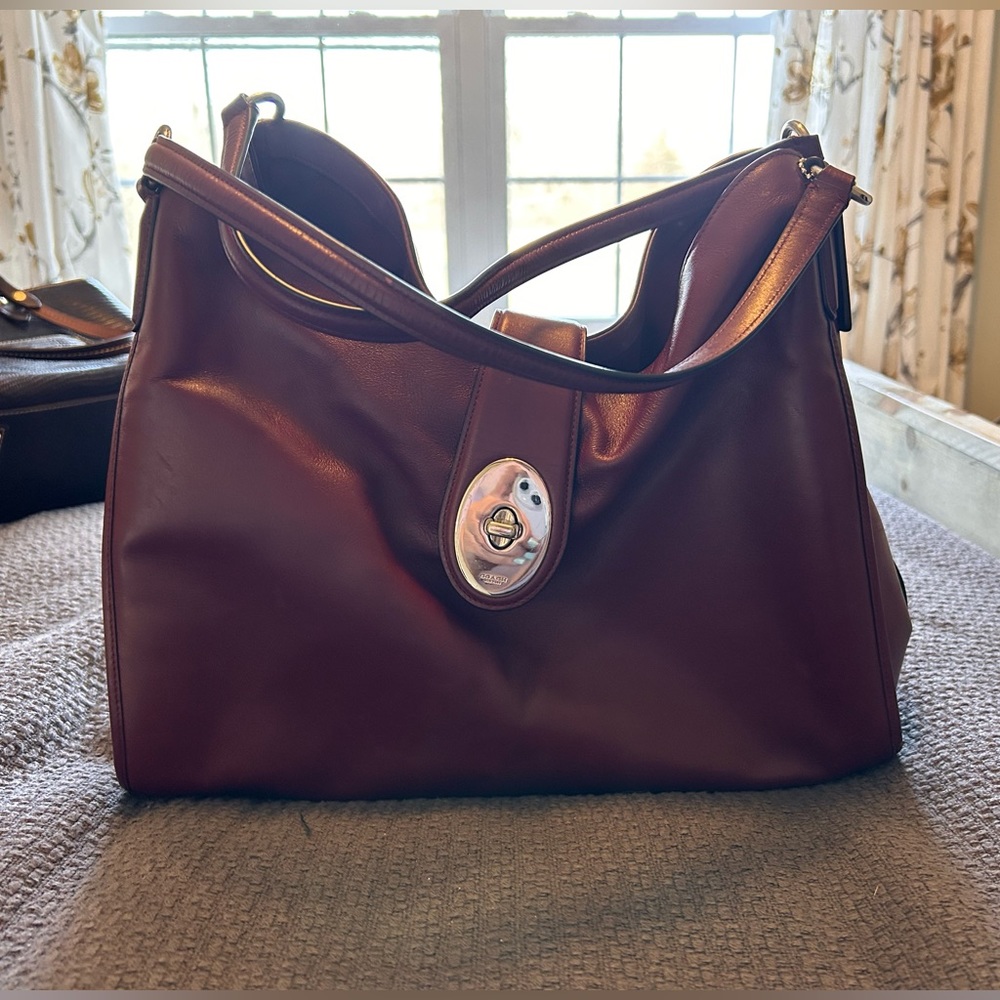 Coach shoulder bag